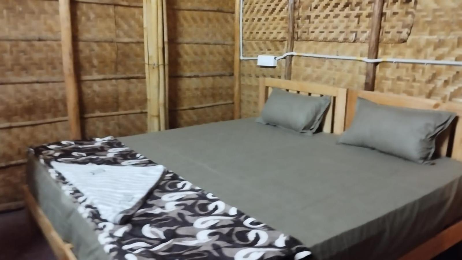 Sampige Heritage Koppal Zimmer foto